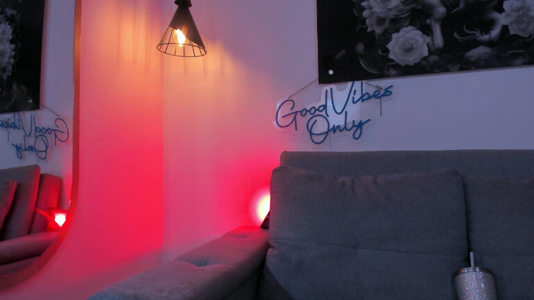 MacarenaEscobar27's Streamate show and profile