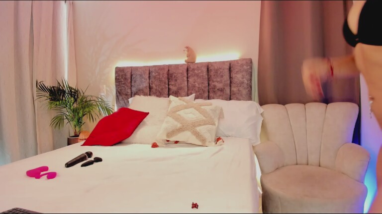 Scarletthred's Streamate show and profile