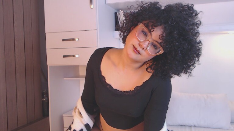 MartinaRuis's Streamate show and profile