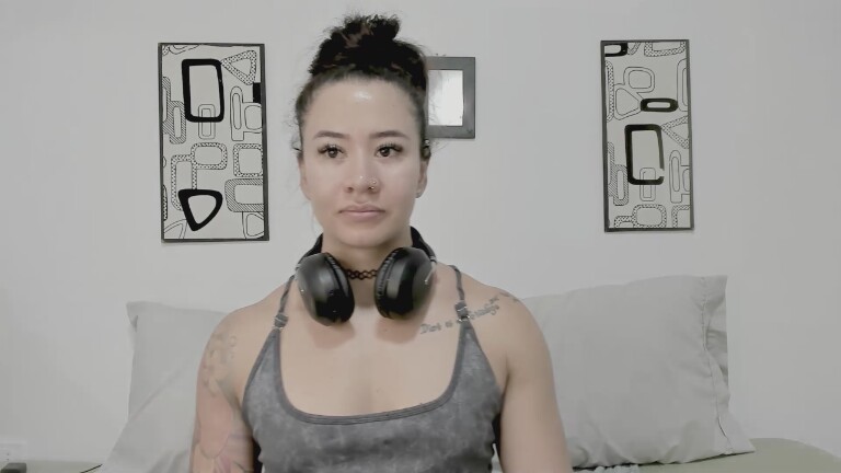 AngelMartins's Streamate show and profile