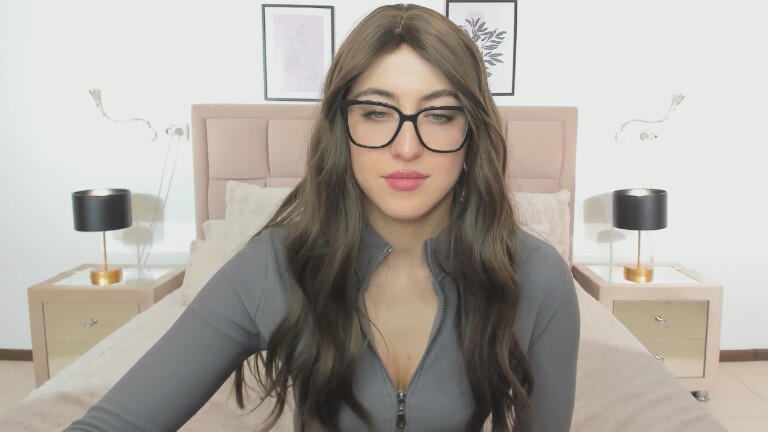 EmilyBilington's Streamate show and profile