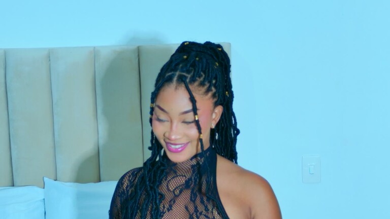 MariamLowel's Streamate show and profile