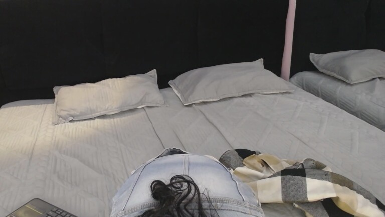 Karoline66's Streamate show and profile