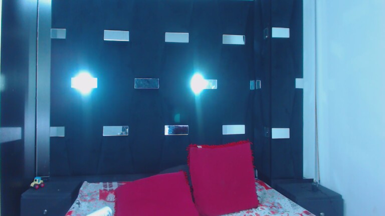 Lariisa's Streamate show and profile