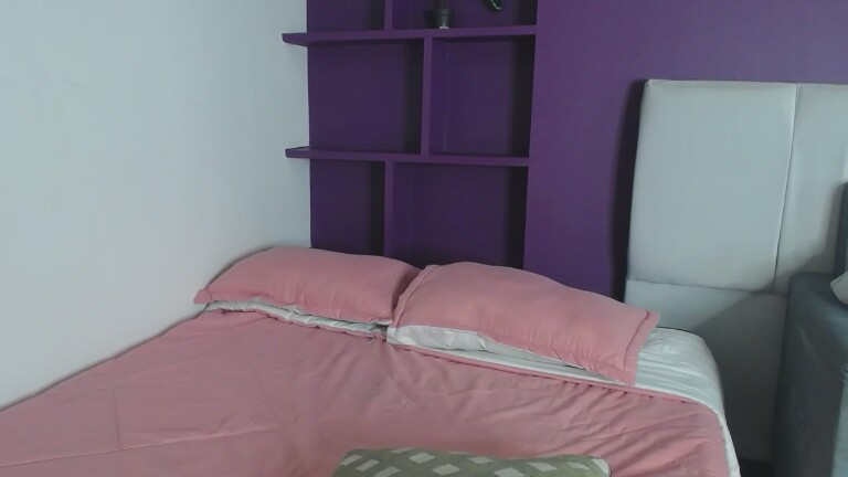 Pamela_Johnson's Streamate show and profile