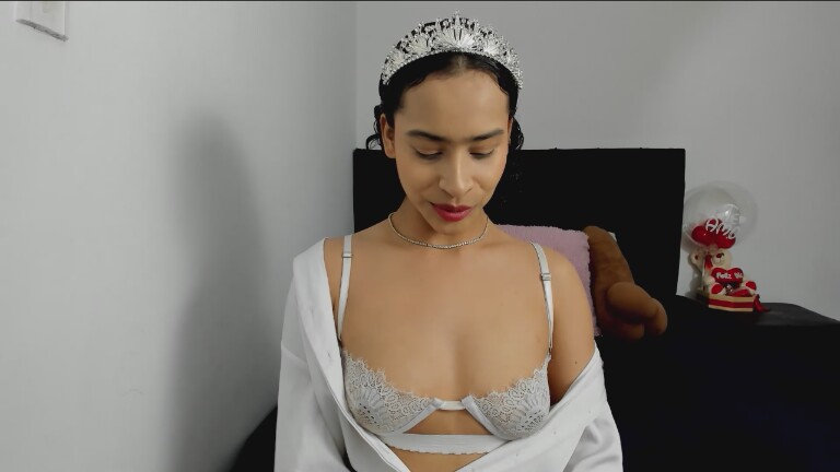 Silvana_luxury's Streamate show and profile