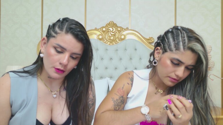 MaraAndSaray's Streamate show and profile
