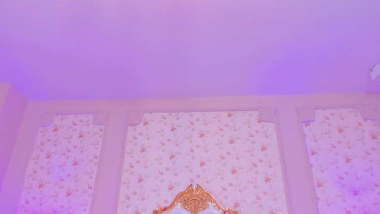 JuneEvanss's Streamate show and profile