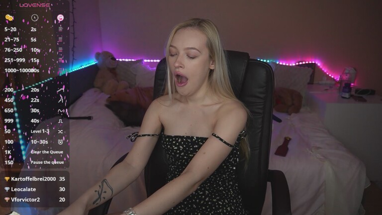 Amanda_Firee's Streamate show and profile