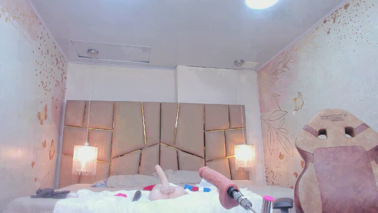 Ladyy_Scarlett's Streamate show and profile