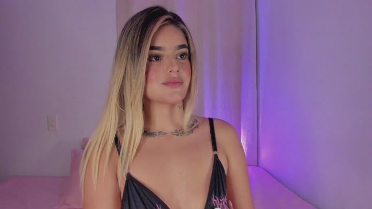 AmyStevenns's Streamate show and profile