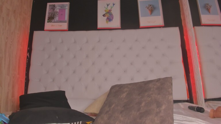 NaslyStone's Streamate show and profile