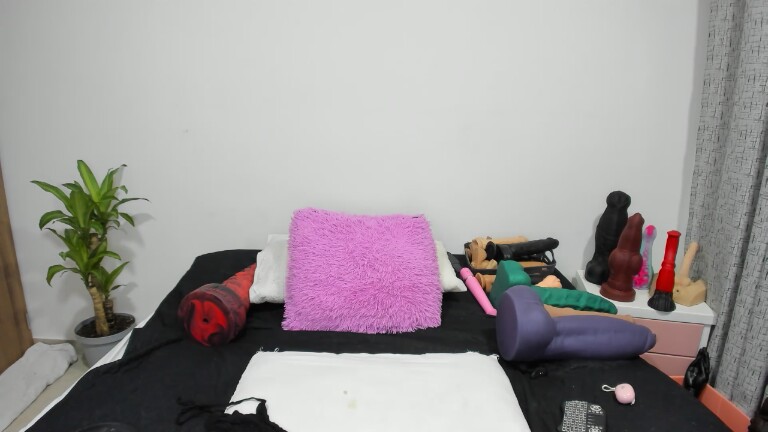 Sweet_X's Streamate show and profile