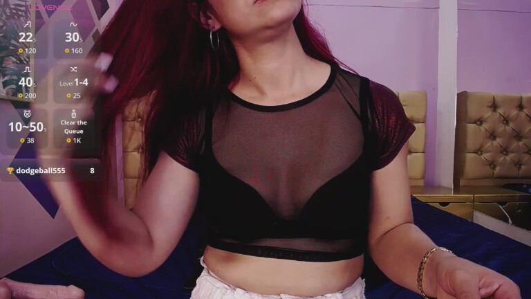 tiinyemilly's Streamate show and profile