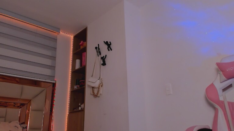 AngelaClarke's Streamate show and profile