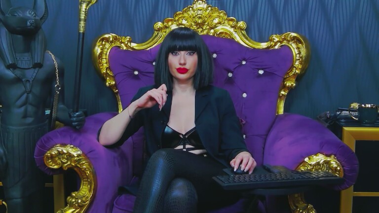 LaraMaeve's Streamate show and profile