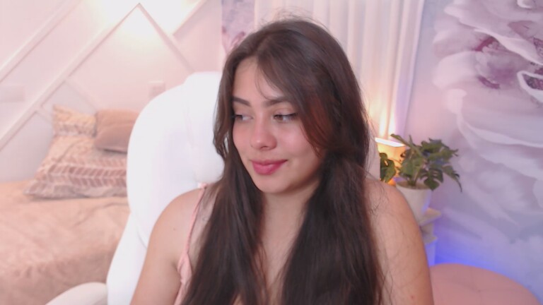 SophieElix's Streamate show and profile