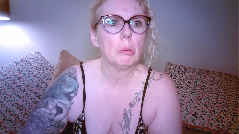 OrlaFox's Streamate show and profile