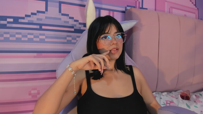 18alice's Streamate show and profile