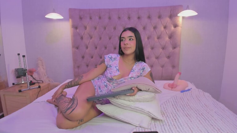 Alicia_Evans's Streamate show and profile