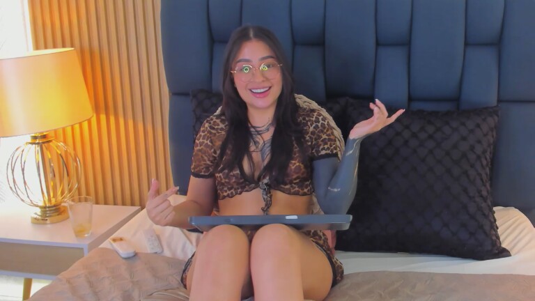 LennaVoss's Streamate show and profile