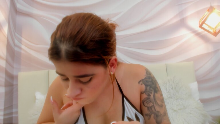 Martina_conor's Streamate show and profile