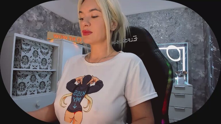 BE_WOW's Streamate show and profile