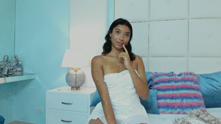 SidneyLovee's Streamate show and profile