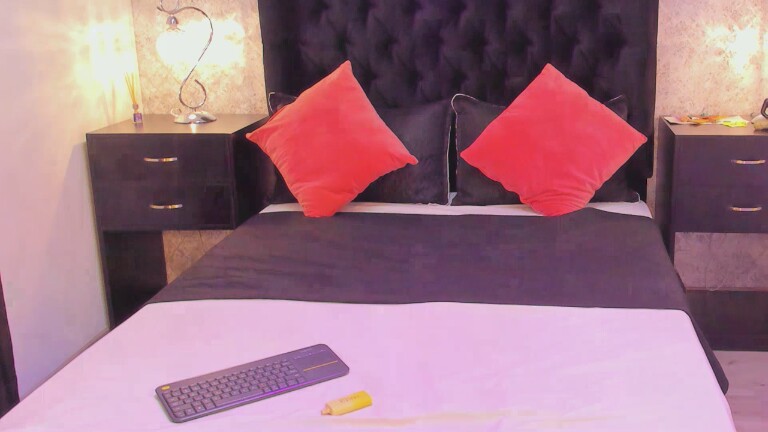 Dahiana_Ross's Streamate show and profile