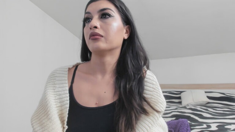 Ur_Wish's Streamate show and profile