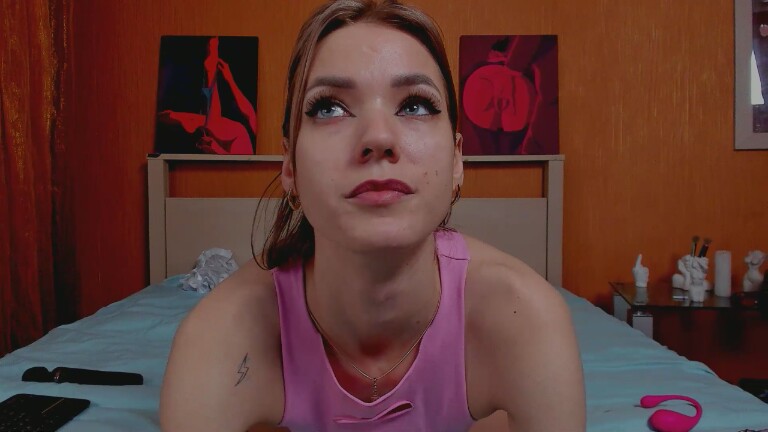 Alyonaqueenn's Streamate show and profile