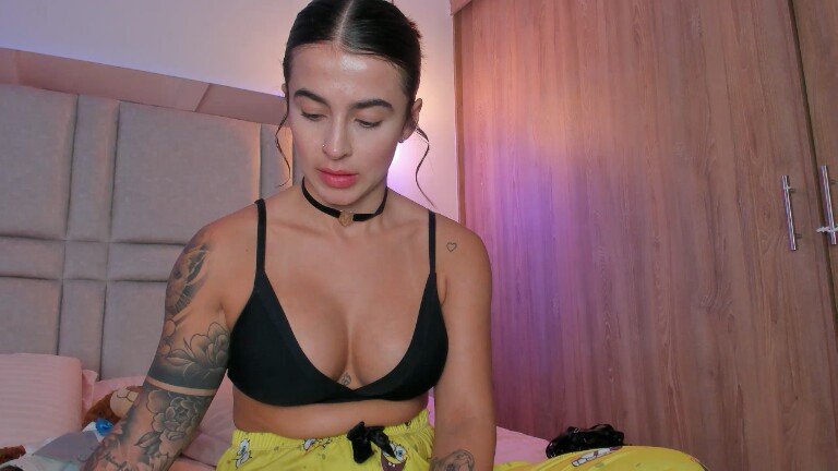 MacarenaEscobar27's Streamate show and profile