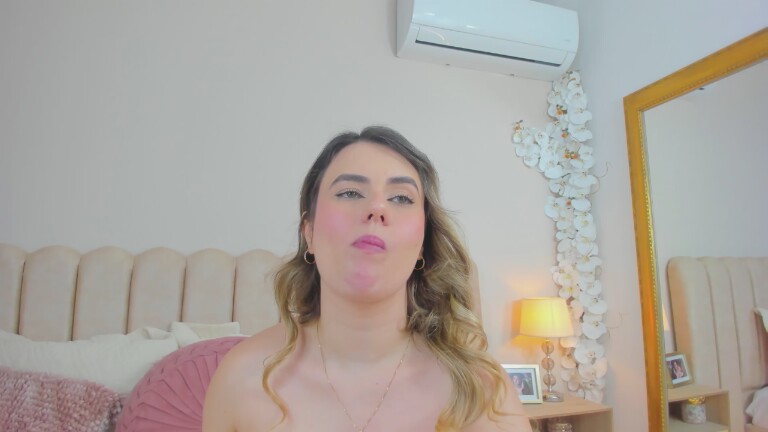 SelenaMontreall's Streamate show and profile