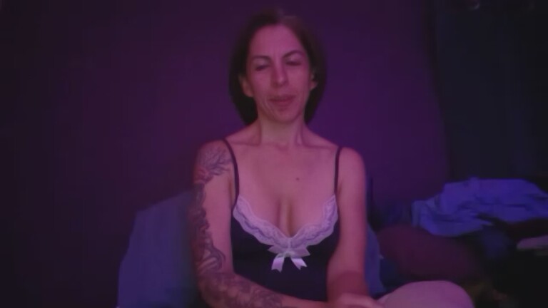 InkedNerdyNaughty's Streamate show and profile