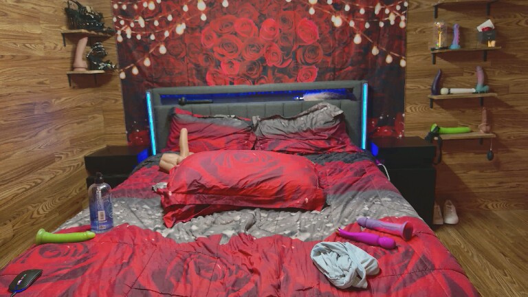 thesexymilf22's Streamate show and profile