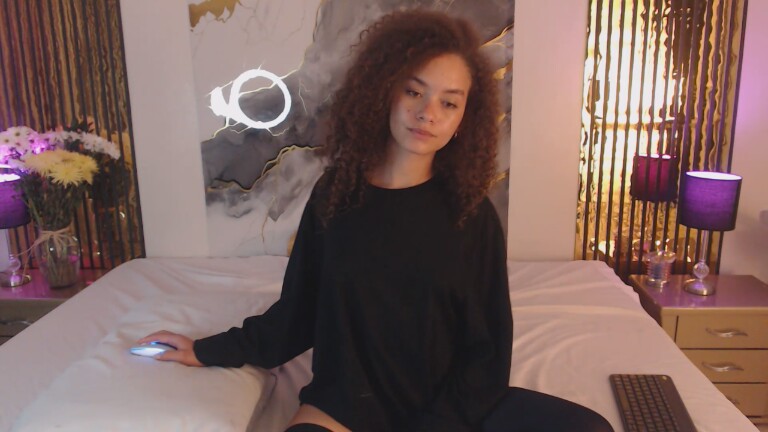 MiticaBrenner's Streamate show and profile