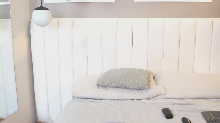 ElhaLust's Streamate show and profile