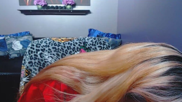 AlizaSundae's Streamate show and profile