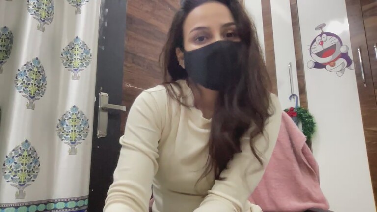 cuteira's Streamate show and profile