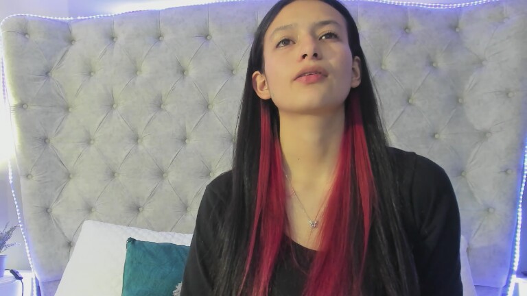 dafne_bss's Streamate show and profile