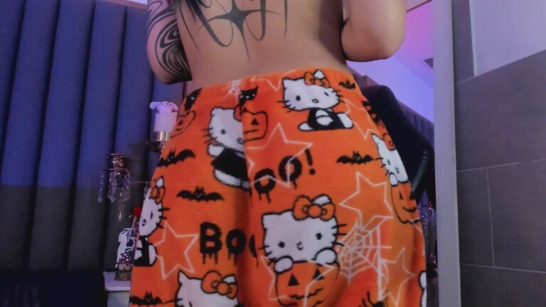 MissTomie19's Streamate show and profile