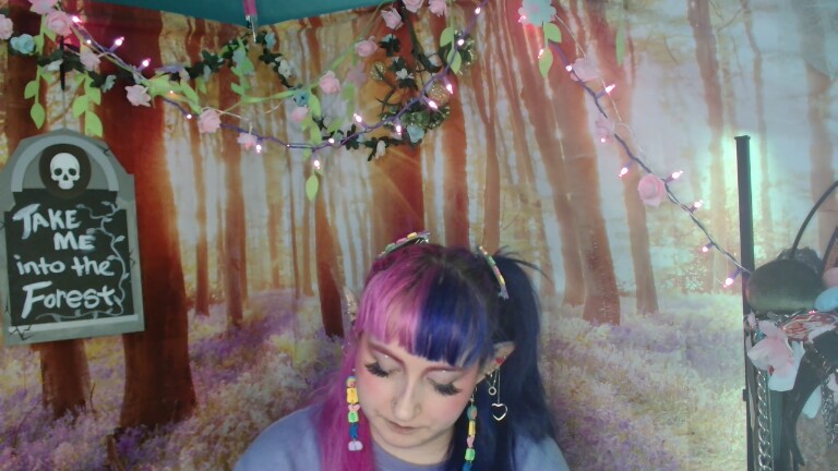 ItsMagicalMae's Streamate show and profile