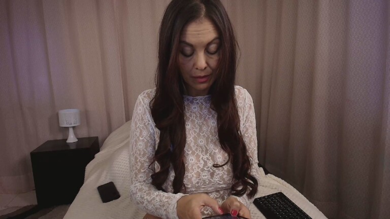 SwetSabella's Streamate show and profile