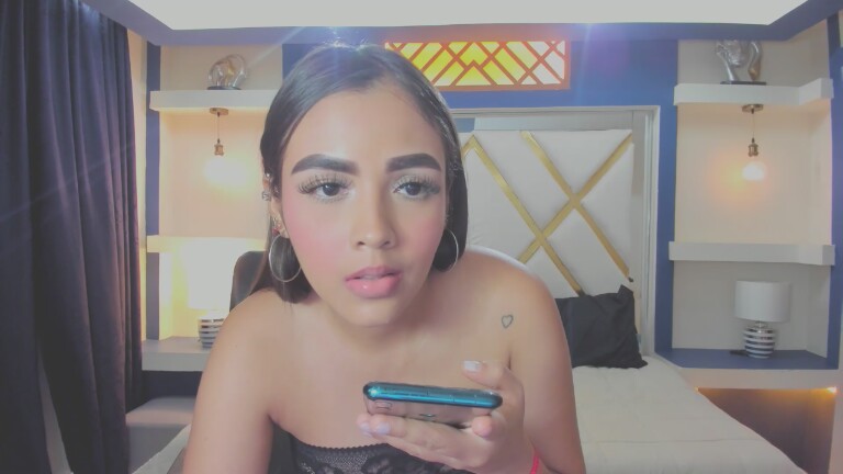 Alexa_24's Streamate show and profile