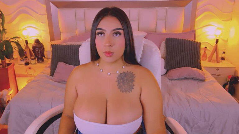 MartinaPiero's Streamate show and profile