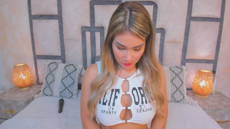 Gabyliis's Streamate show and profile