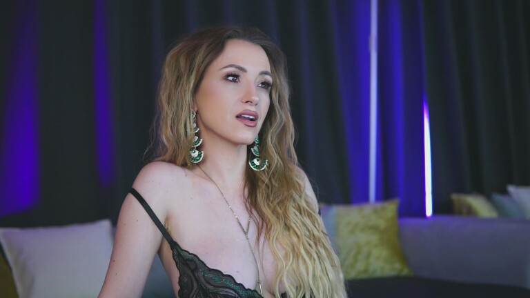 AvaReeves's Streamate show and profile