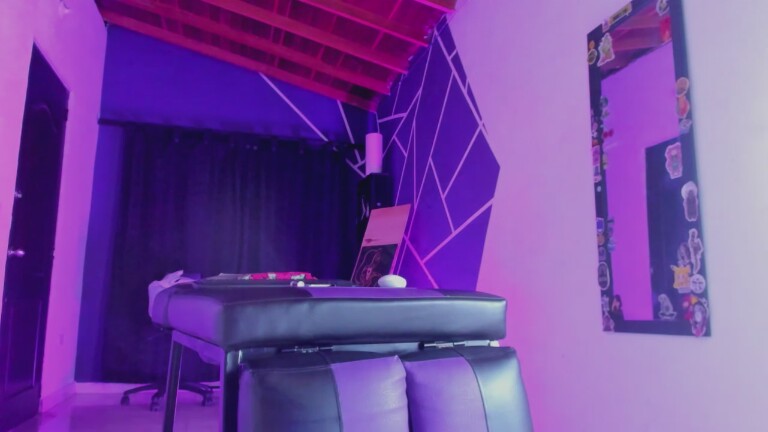 Inkdemon18's Streamate show and profile