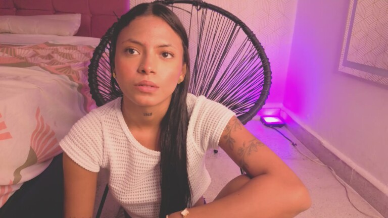 dulcekai's Streamate show and profile