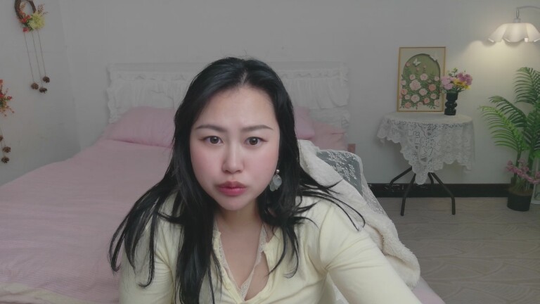 Lrenelvy's Streamate show and profile